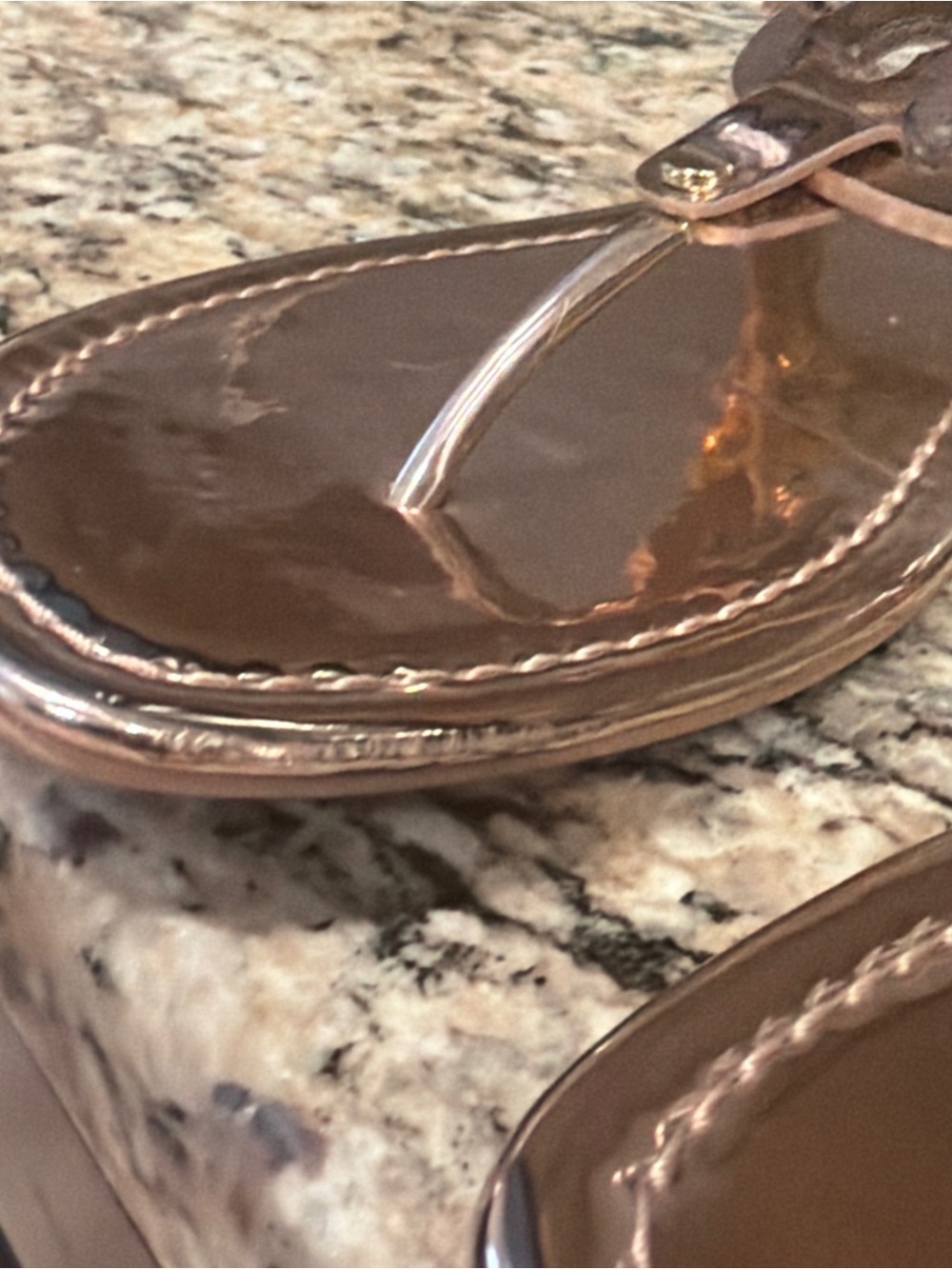 Tory Burch Metallic Rose Gold Logo Thong Sandals - Picture 6 of 9